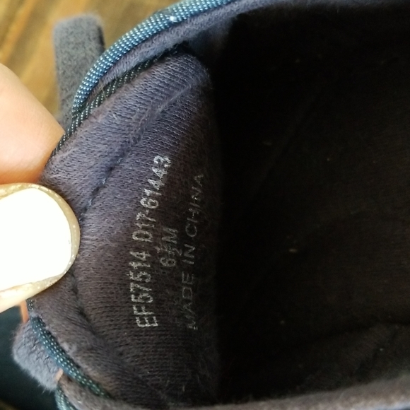 Grasshopper Janey II Sneakers - Picture 7 of 13